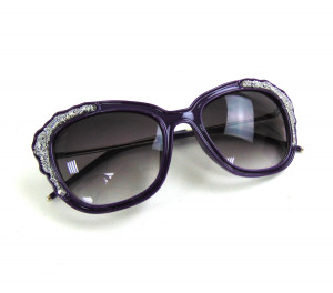 Очки солнцезащитные с металлическими дужками 1 шт.