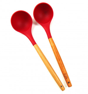 Половник силиконовый с деревянной ручкой Красный 30 см.1 шт.