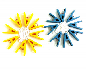 Прищепки с крючками 8 шт.6 см.