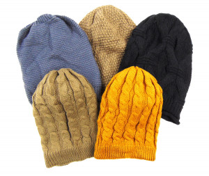 Шапка женская в ассортименте 1 шт.