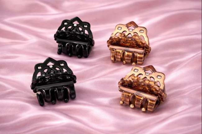 Ахметова Любовь  номер карты 2202 2053 8385 6934