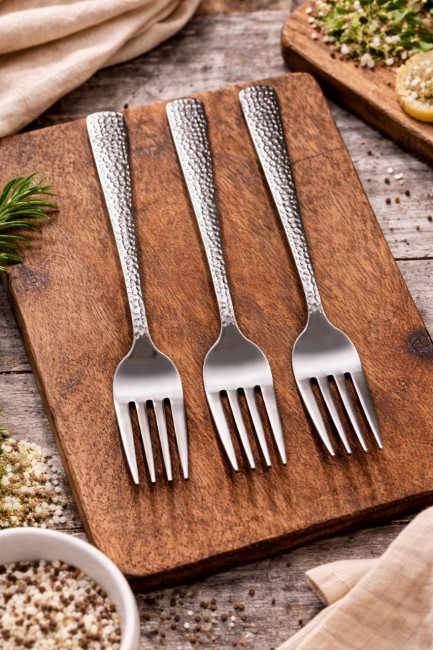 Нож столовый нержавеющая сталь 23 см.1 шт.