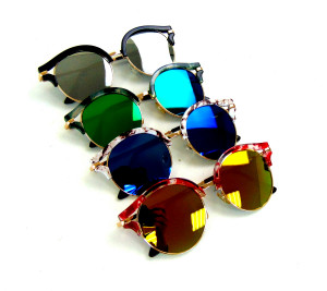 Очки солнцезащитные с металлической оправой и дужками 1 шт.