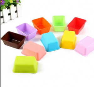 Форма силиконовая для мыла , десертов , кексов  3*5*8 см.1 шт.