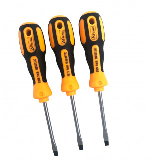 Отвертка шлицевая 18 см.1 шт.