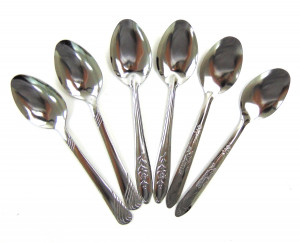 Ложка столовая в ассортименте 18 см.1 шт.