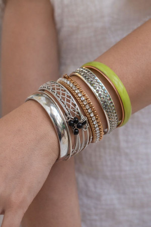 Браслет женский в ассортименте в наборе 1-2 шт.