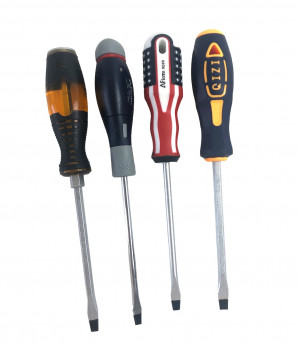 Отвертка шлицевая 23,5-24 см.1 шт.