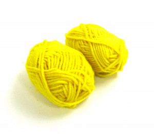 Пряжа желтая 12 гр.