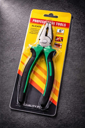 Плоскогубцы 15,5 см.1 шт.