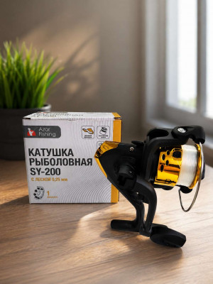 Катушка рыболовная с леской 0,25 мм.