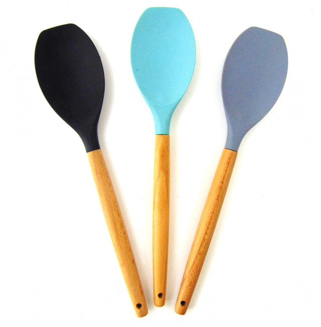 Лопатка силиконовая с деревянной ручкой 32 см.1 шт.