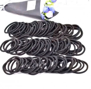 Резинки для волос черные 70 шт.