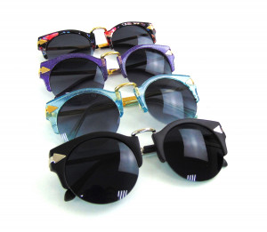 Очки солнцезащитные с металлическими дужками 1 шт.