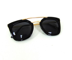 Очки солнцезащитные с металлическими дужками 1 шт.