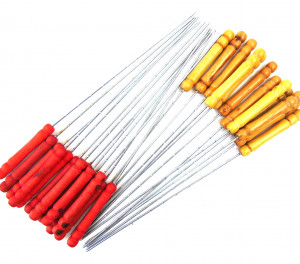 Шампур с деревянной ручкой 31 см.1 шт.