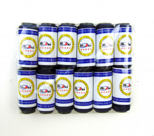 Нитки швейные синего цвета  12 шт.