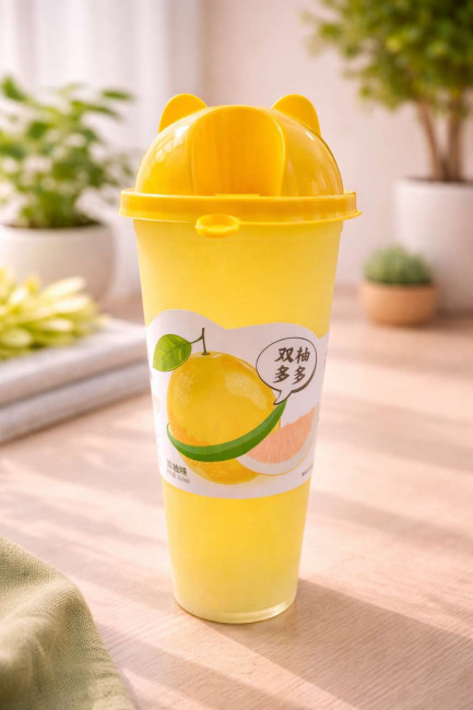 Напиток безалкогольный негазированный со вкусом киви  620 мл.