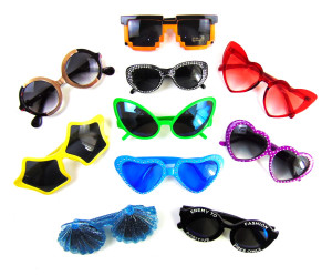 Очки для веселого праздника в ассортименте 1 шт.