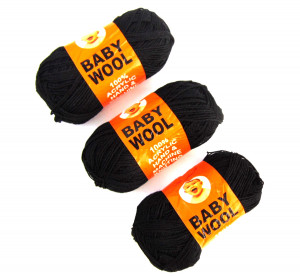 Пряжа черная 100% акрил 42-50 гр.