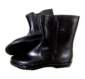 Сапоги мужские резиновые р.37-38--44-45 1 пара