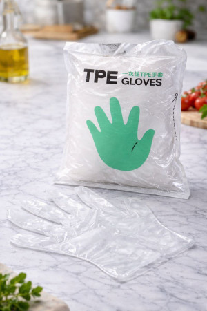 Перчатки одноразовые полиэтиленовые 300  шт.