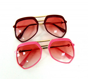 Очки солнцезащитные с металлическими дужками 1 шт.