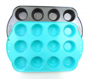 Форма для кексов 12 ячеек антипригарное покрытие  27*41 см.1 шт.